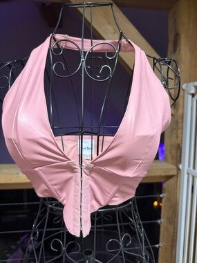 Women’s Pink Halter Zip-Front Halter Top
